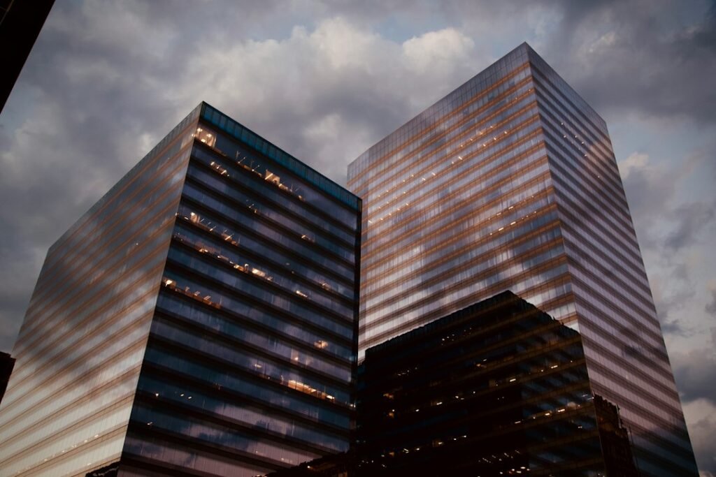 Houston Investment Firm Partners with Illinois Company for Third-Party Logistics Brand